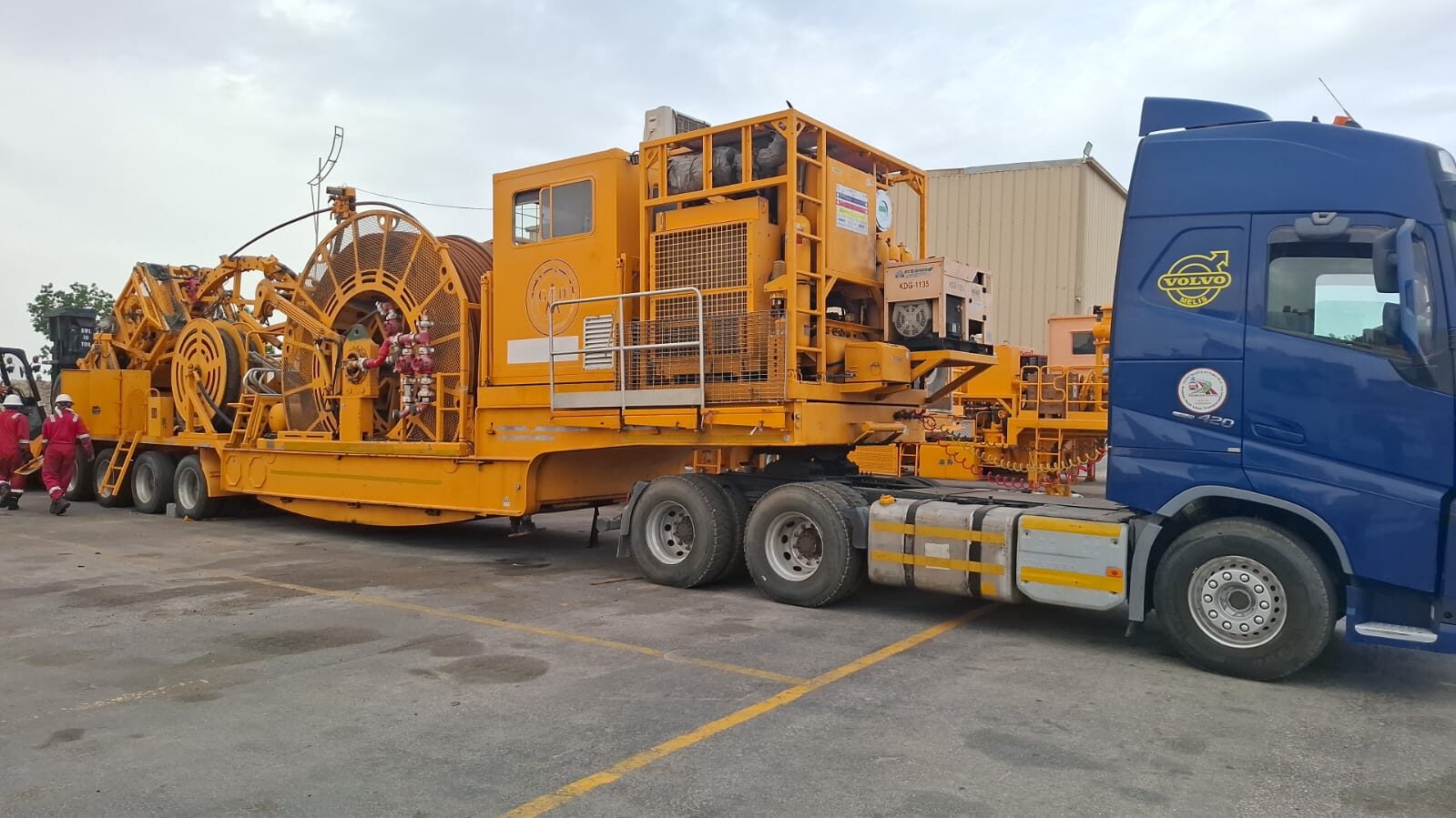 Coiled tubing unit loaded for transport